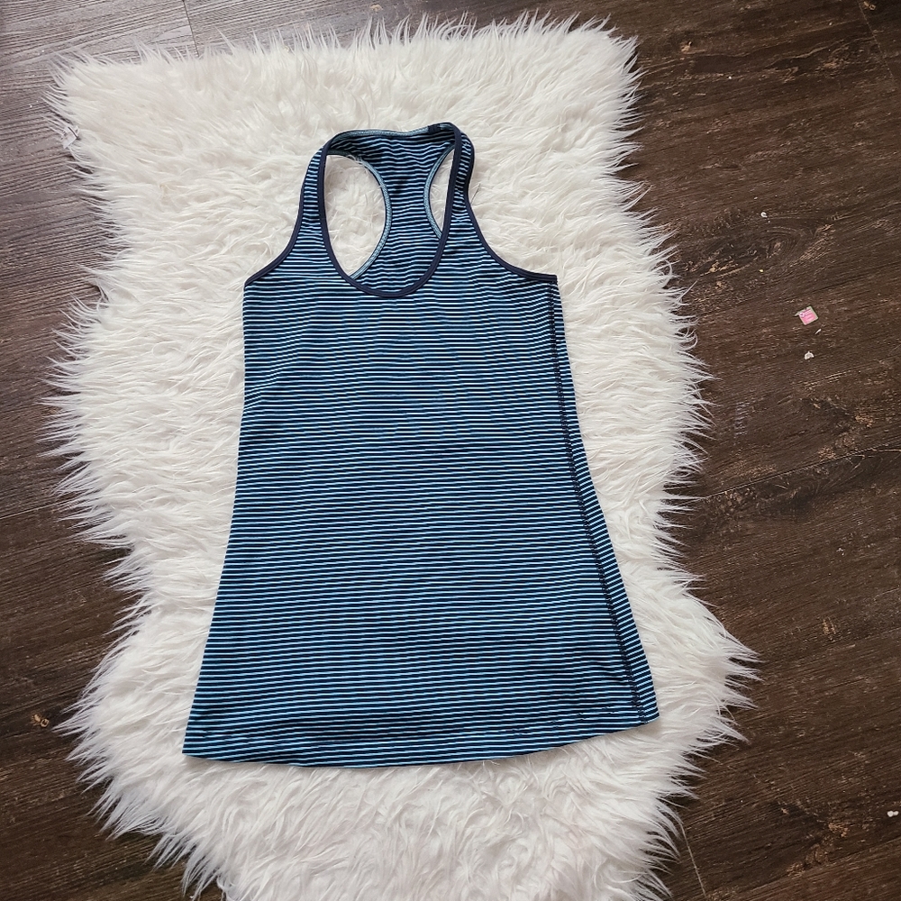 Lululemon bundle size 6 - Picture 3 of 12